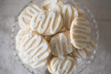 Lemon Clove Cookies